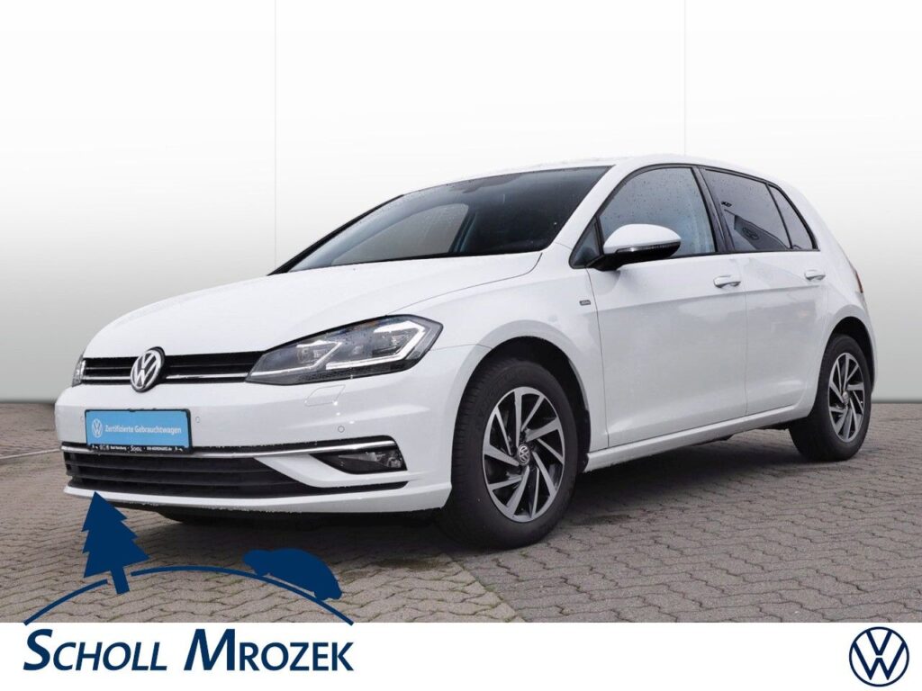 Volkswagen Golf Exposé-Bild 1
