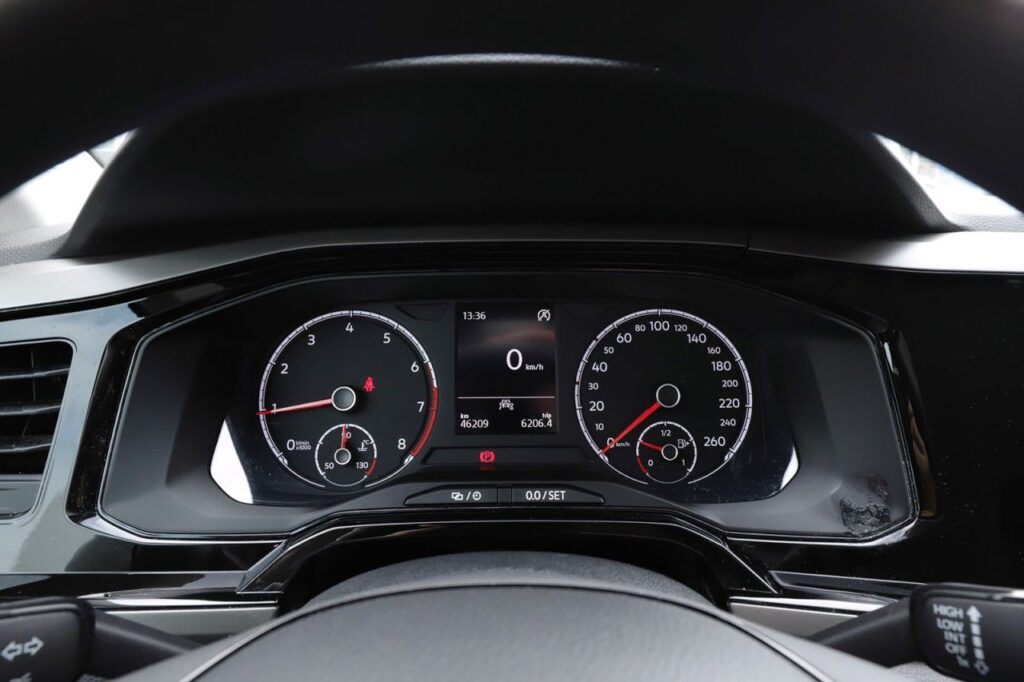 Volkswagen Polo Exposé-Bild 14