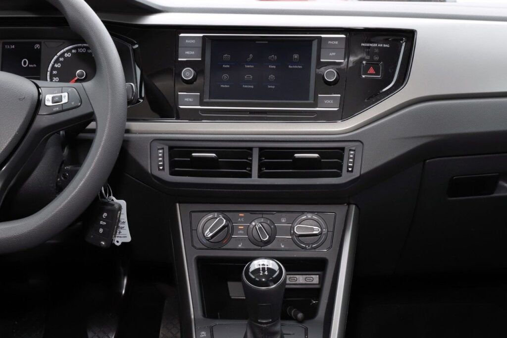 Volkswagen Polo Exposé-Bild 16