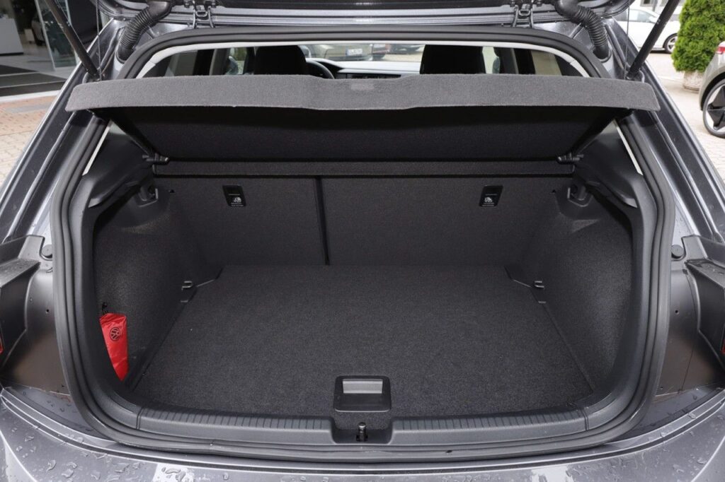 Volkswagen Polo Exposé-Bild 6