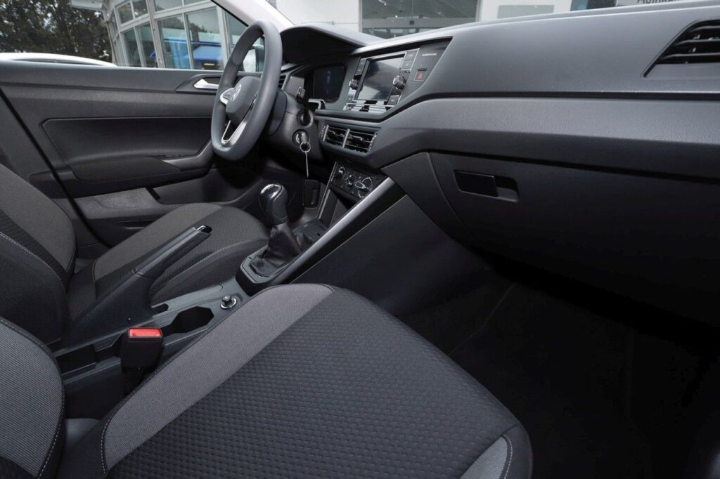 Volkswagen Polo Exposé-Bild 8