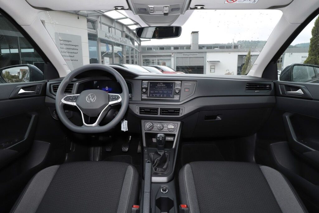 Volkswagen Polo Exposé-Bild 10
