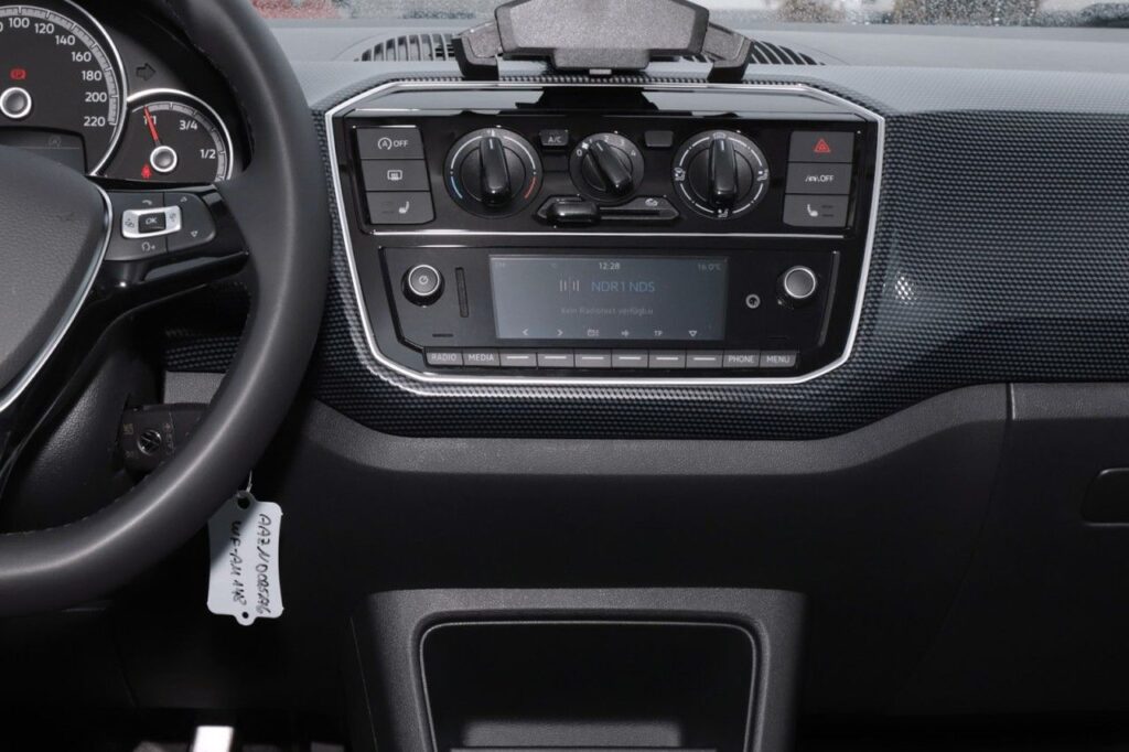 Volkswagen up! Exposé-Bild 16