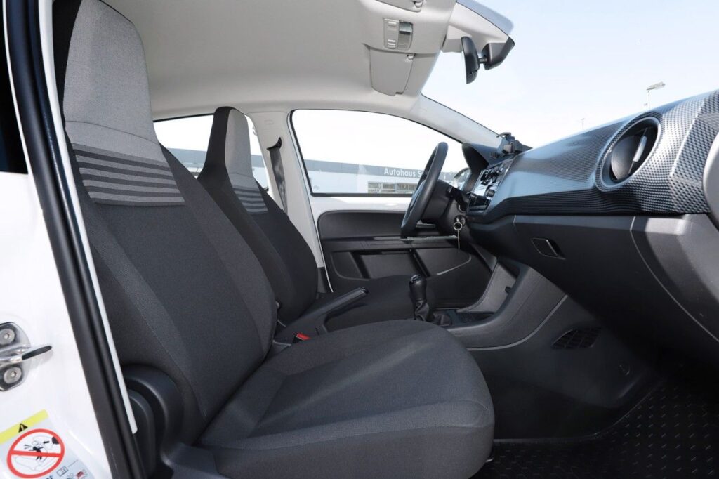 Volkswagen up! Exposé-Bild 7