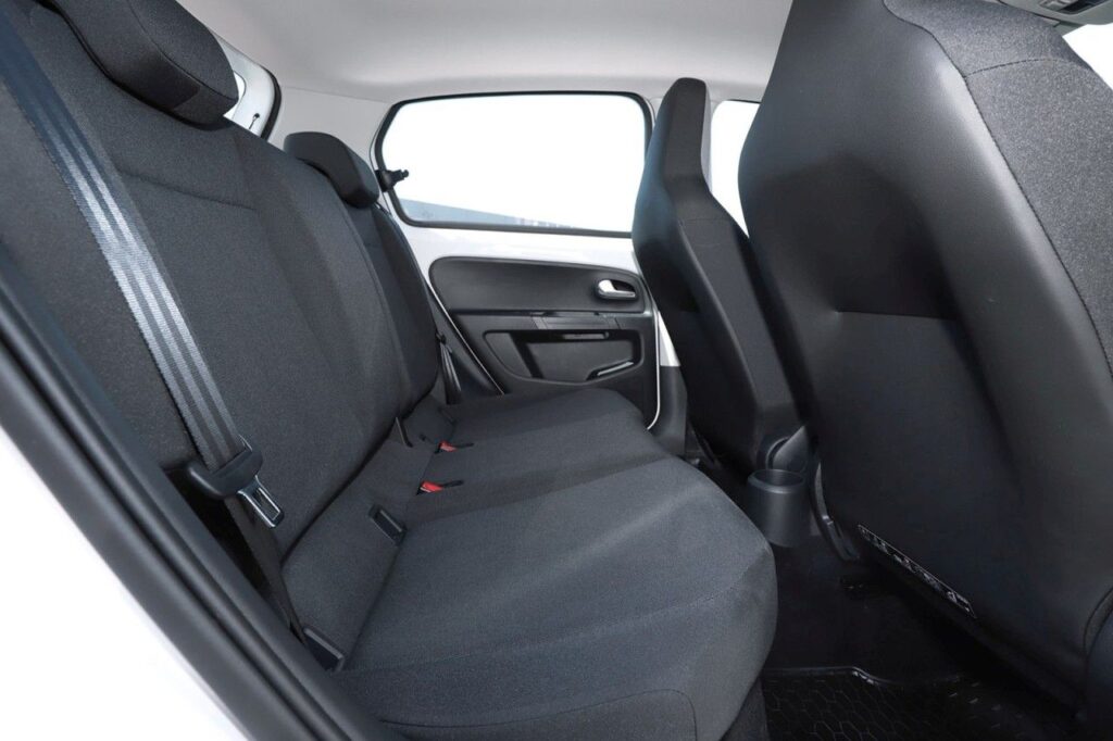 Volkswagen up! Exposé-Bild 9