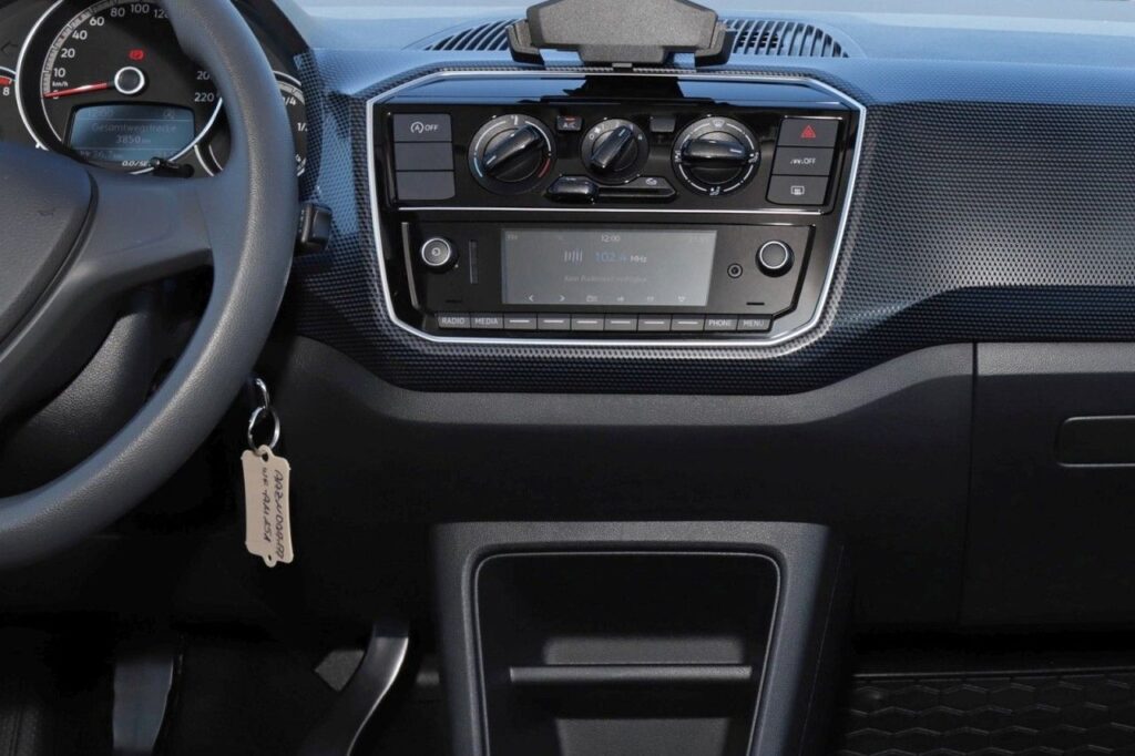 Volkswagen up! Exposé-Bild 16