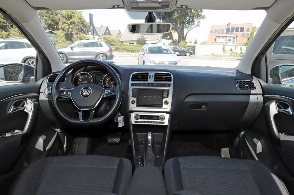 Volkswagen Polo Exposé-Bild 10