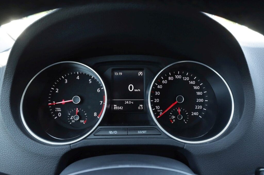 Volkswagen Polo Exposé-Bild 14
