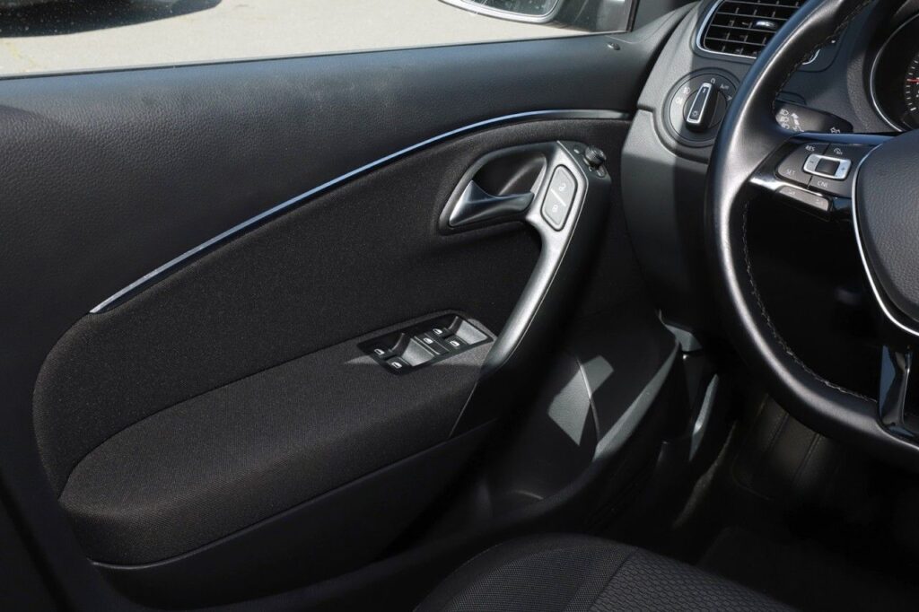 Volkswagen Polo Exposé-Bild 15
