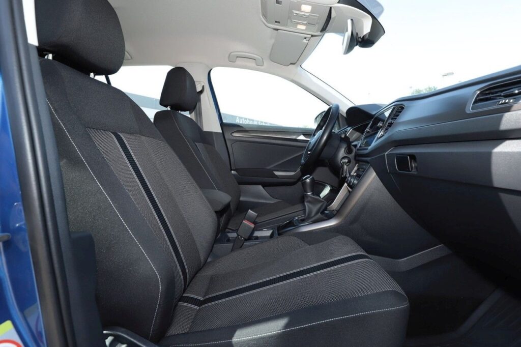 Volkswagen T-Roc Exposé-Bild 7