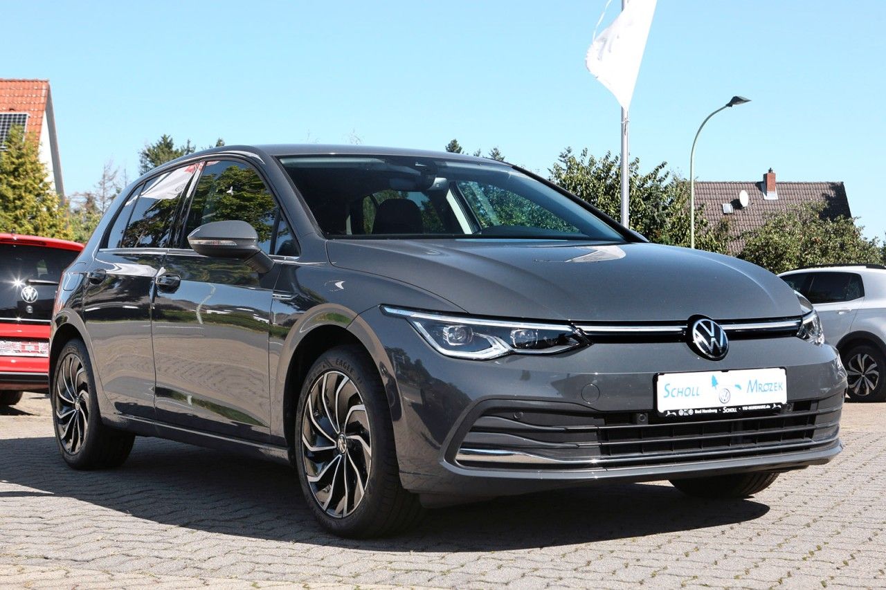 Volkswagen Golf Exposé-Bild 2