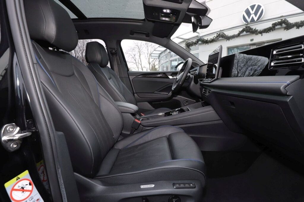 Volkswagen Tiguan Exposé-Bild 7