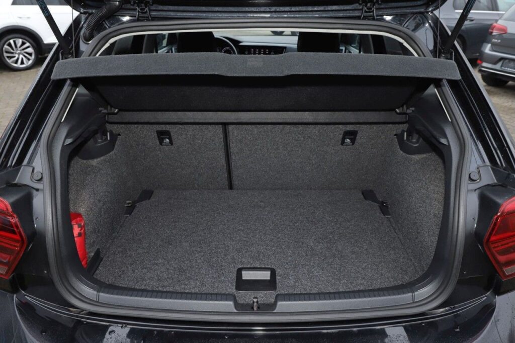 Volkswagen Polo Exposé-Bild 6