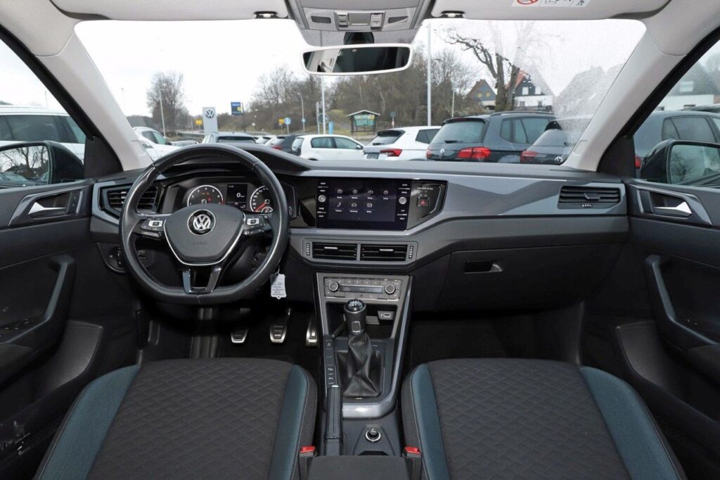 Volkswagen Polo Exposé-Bild 10