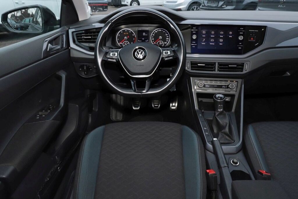 Volkswagen Polo Exposé-Bild 11