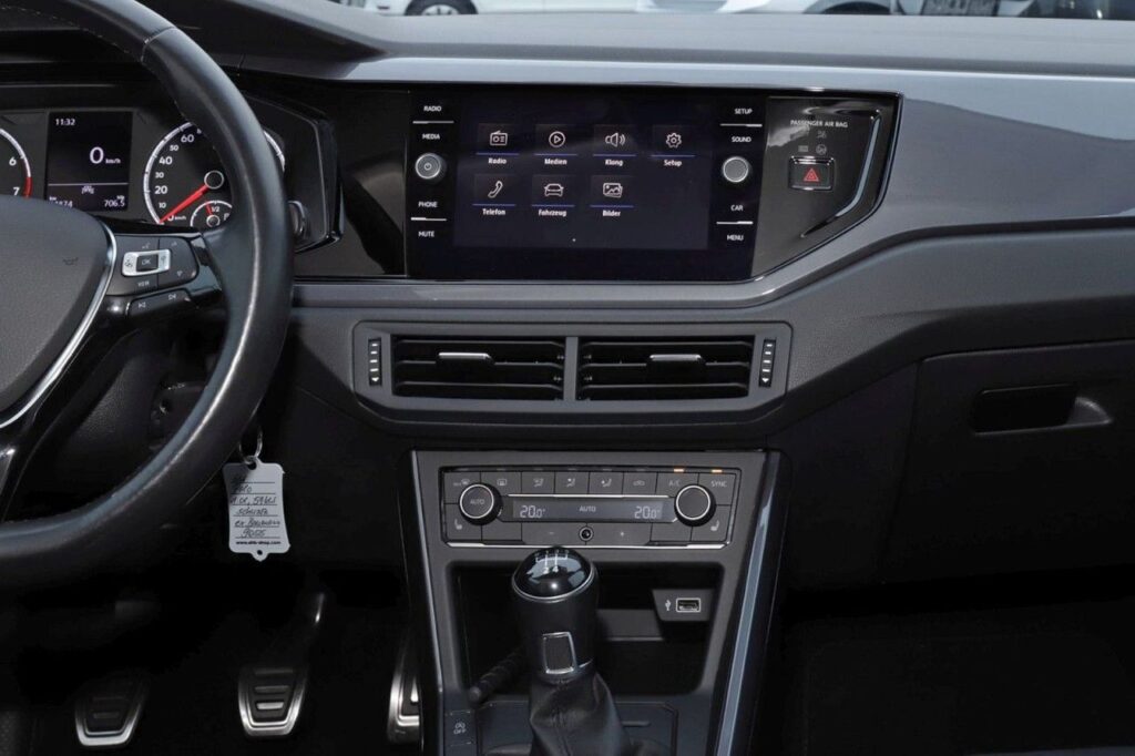 Volkswagen Polo Exposé-Bild 12