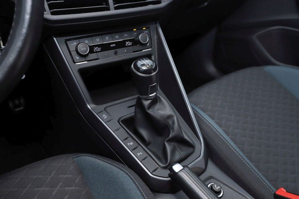 Volkswagen Polo Exposé-Bild 13