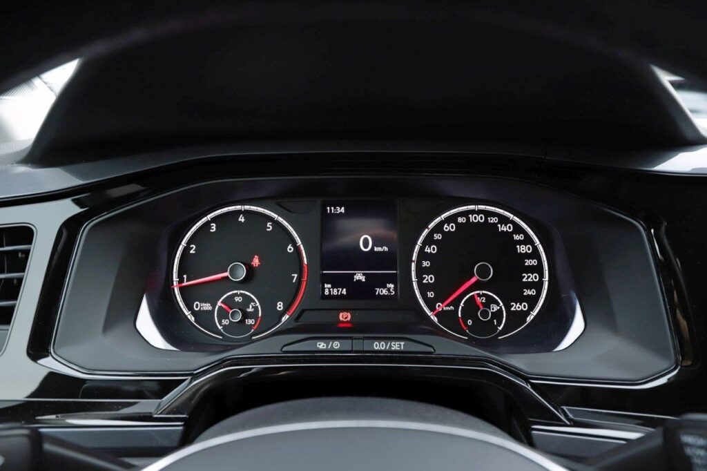 Volkswagen Polo Exposé-Bild 15