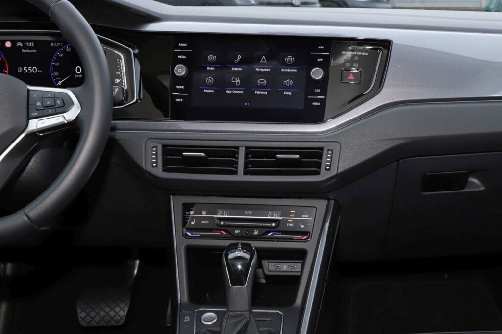 Volkswagen Taigo Exposé-Bild 12