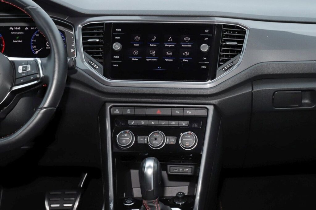 Volkswagen T-Roc Exposé-Bild 12