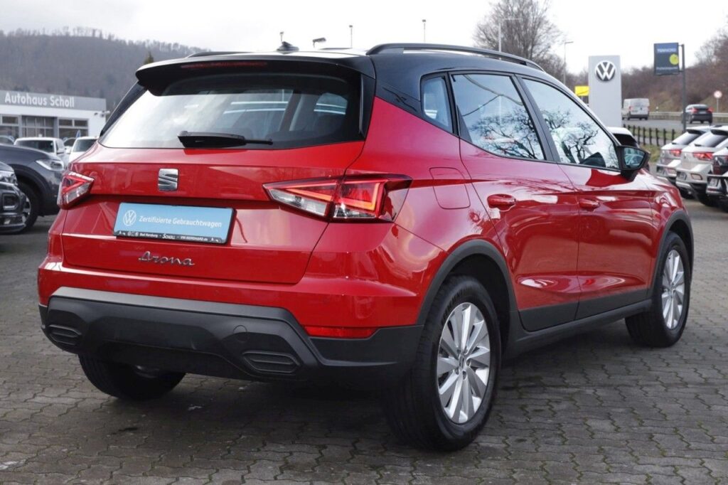 Seat Arona Exposé-Bild 3