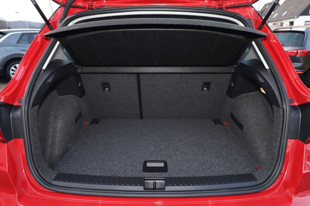 Seat Arona Exposé-Bild 6