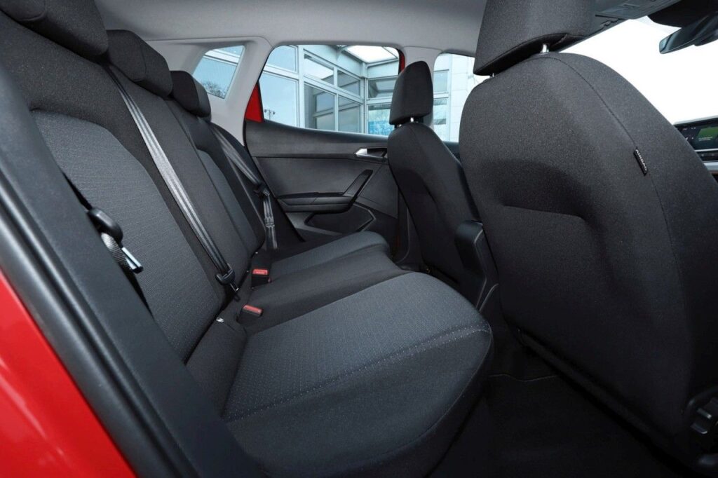 Seat Arona Exposé-Bild 9