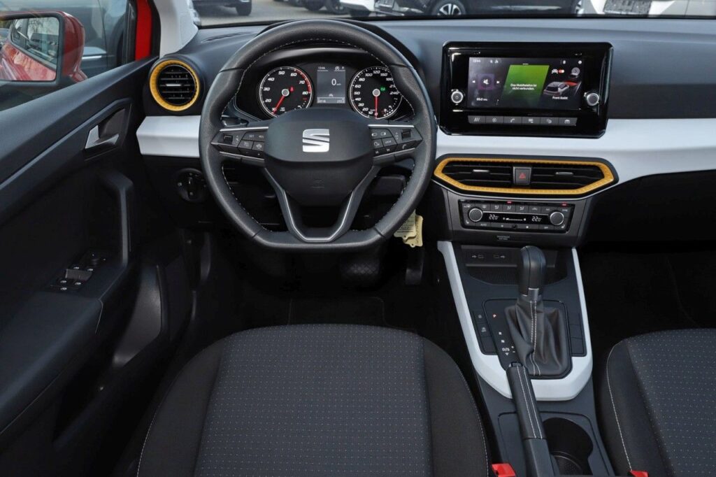 Seat Arona Exposé-Bild 11