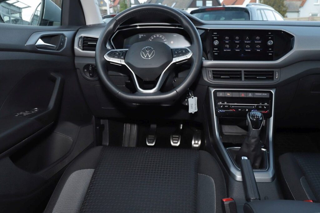 Volkswagen T-Cross Exposé-Bild 11