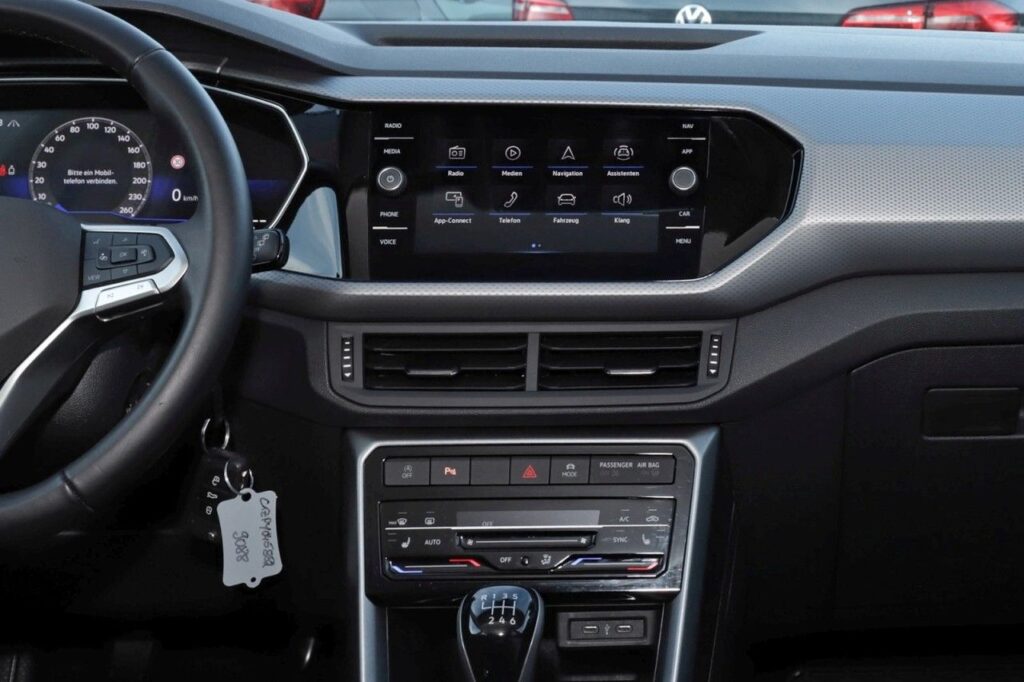 Volkswagen T-Cross Exposé-Bild 13