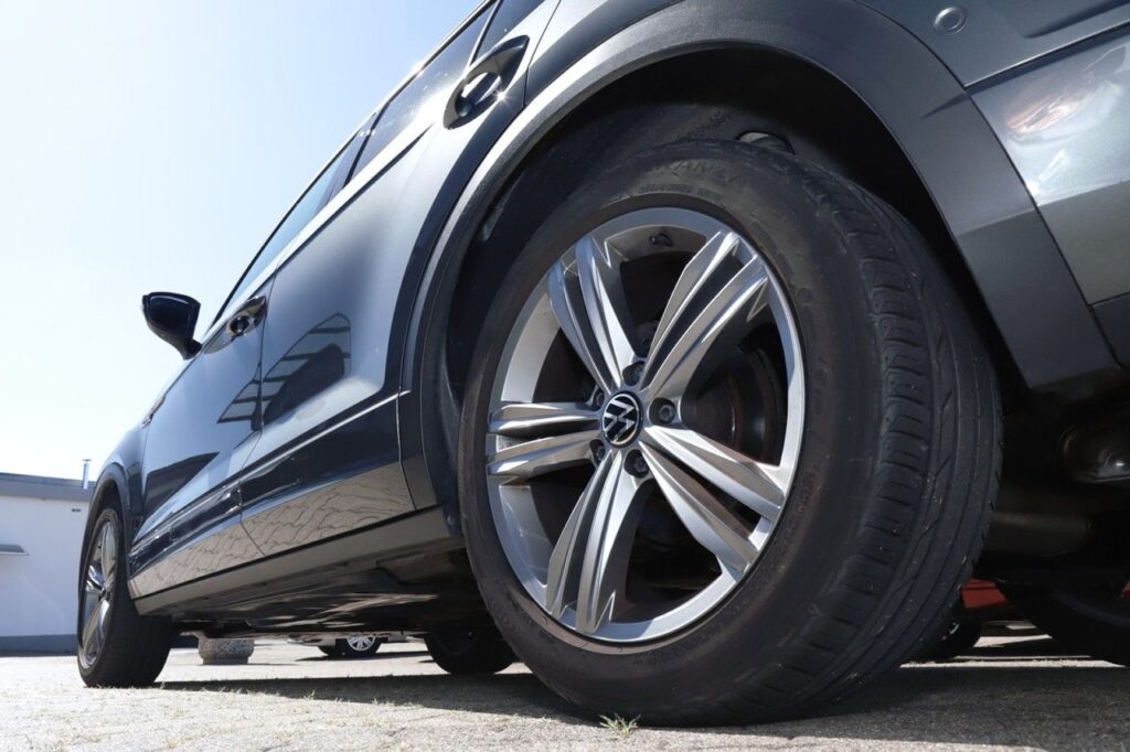 Volkswagen T-Roc Exposé-Bild 5