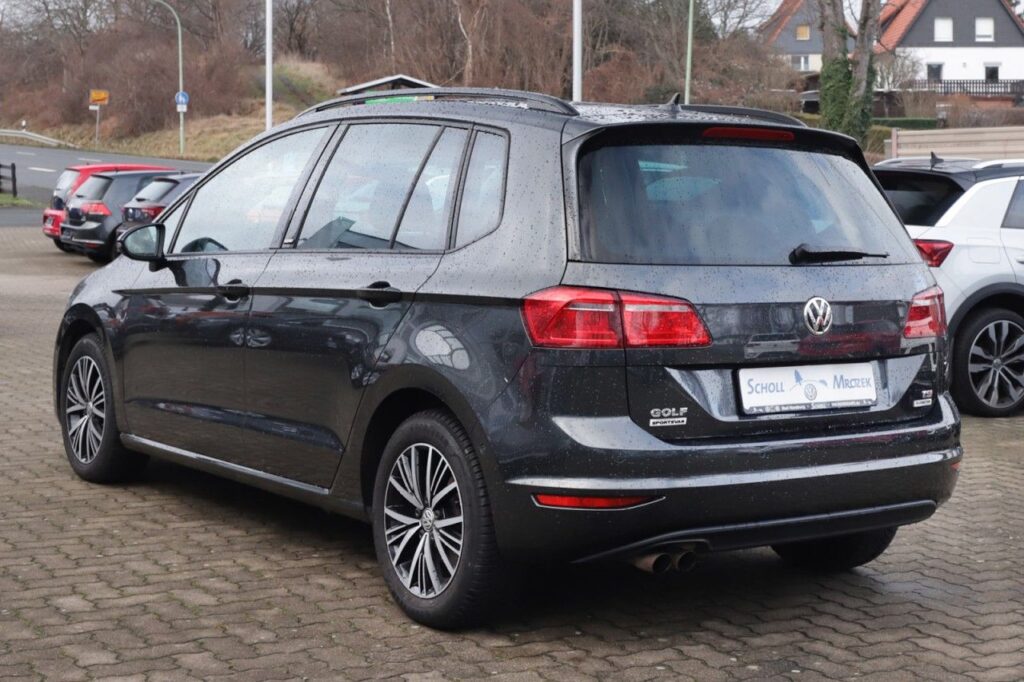Volkswagen Golf Sportsvan Exposé-Bild 4