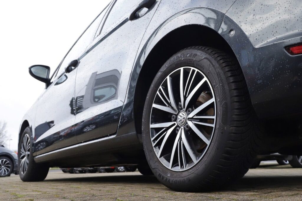 Volkswagen Golf Sportsvan Exposé-Bild 5