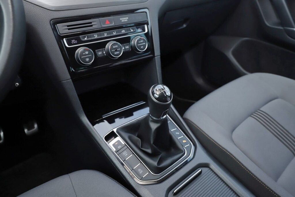 Volkswagen Golf Sportsvan Exposé-Bild 14