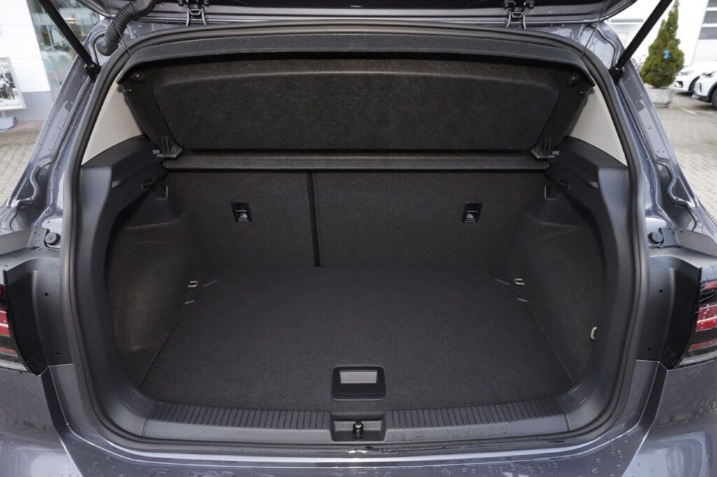 Volkswagen T-Cross Exposé-Bild 6