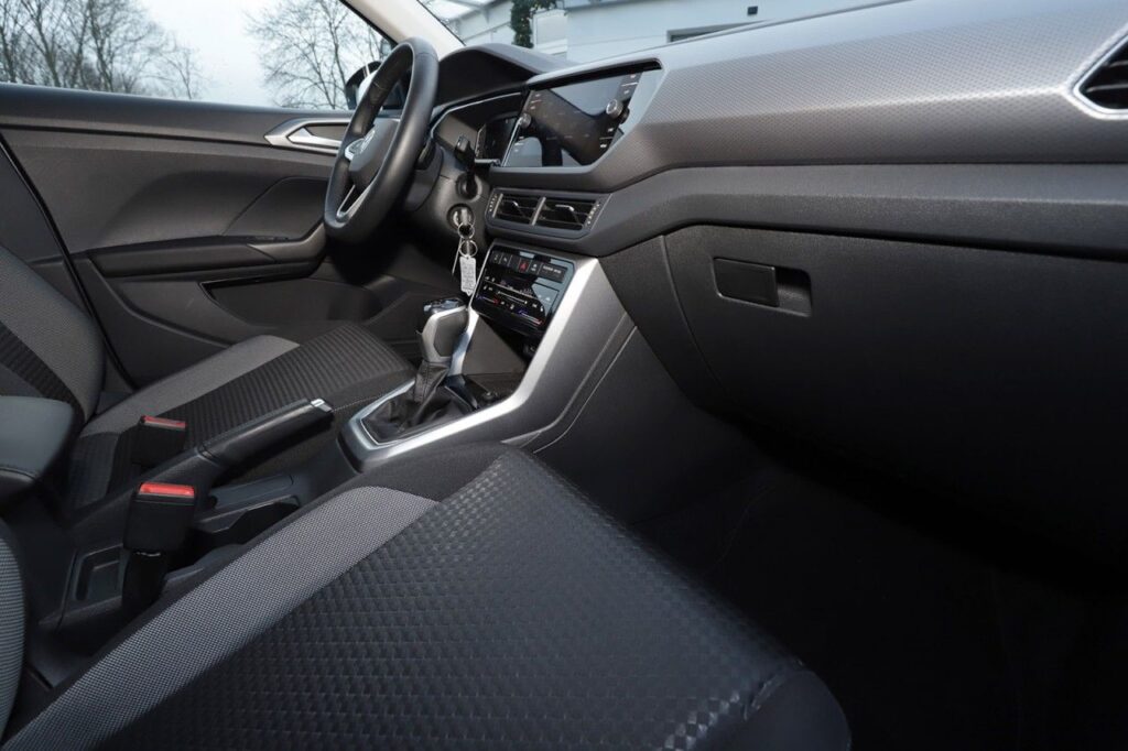 Volkswagen T-Cross Exposé-Bild 8