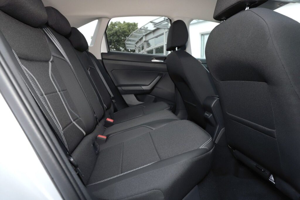 Volkswagen Taigo Exposé-Bild 9