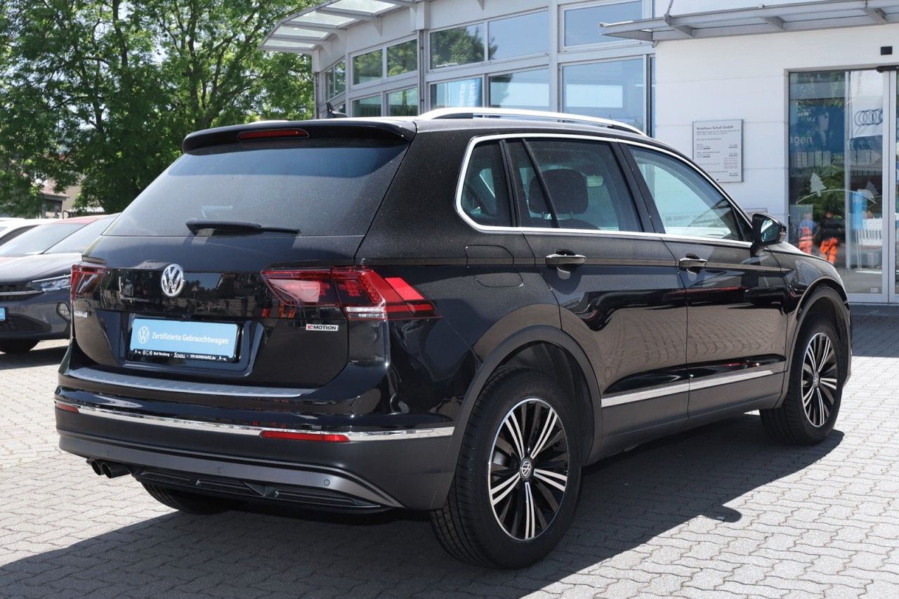 Volkswagen Tiguan Exposé-Bild 3