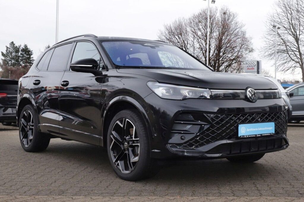Volkswagen Tiguan Exposé-Bild 2