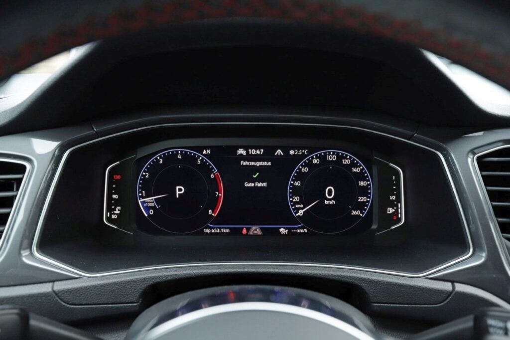 Volkswagen T-Roc Exposé-Bild 15