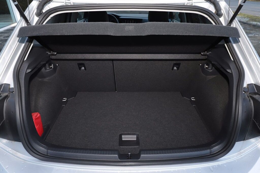 Volkswagen Polo Exposé-Bild 6