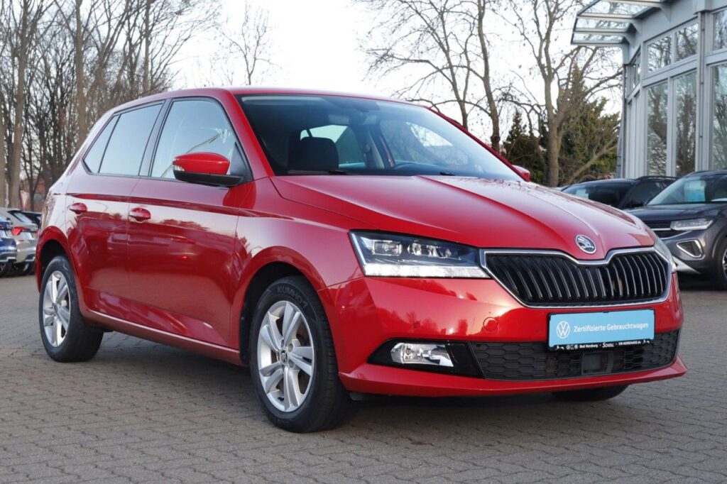 Skoda Fabia Exposé-Bild 2