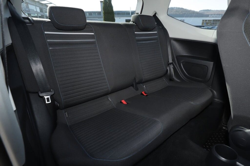 Volkswagen up! Exposé-Bild 9