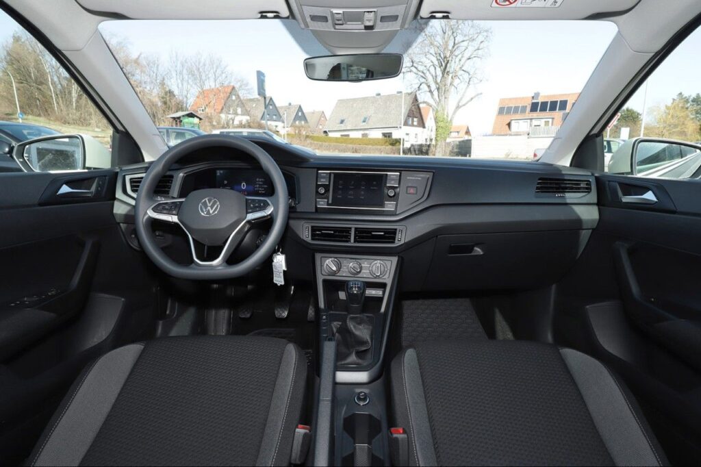 Volkswagen Polo Exposé-Bild 10