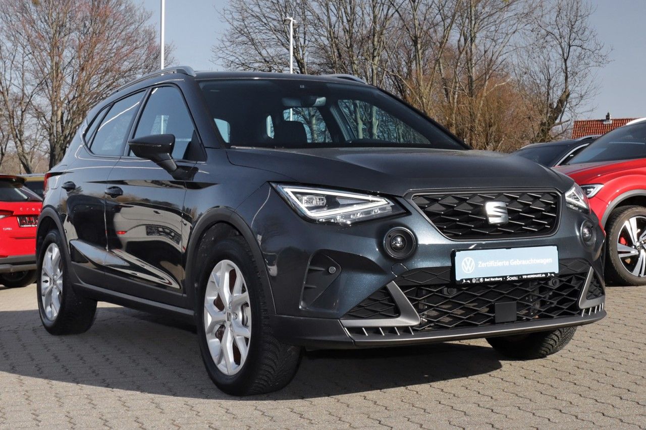 Seat Arona Exposé-Bild 2