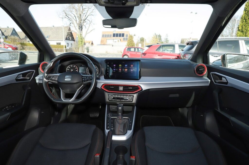 Seat Arona Exposé-Bild 10