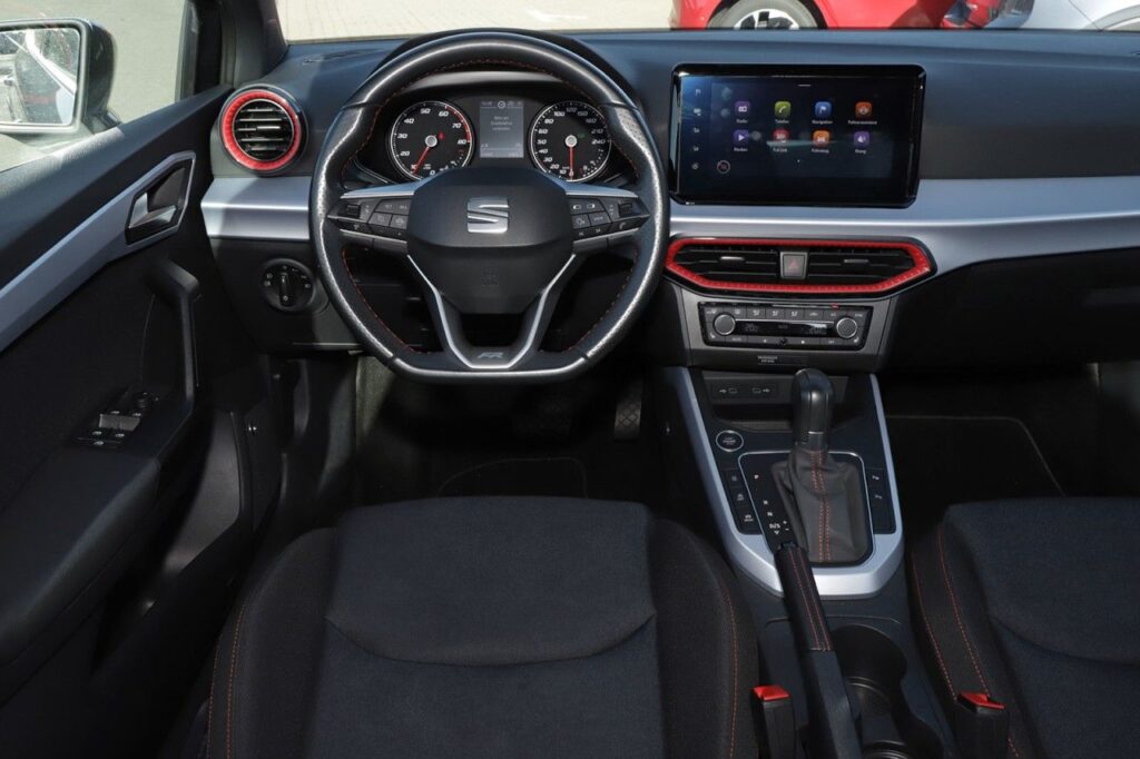 Seat Arona Exposé-Bild 11