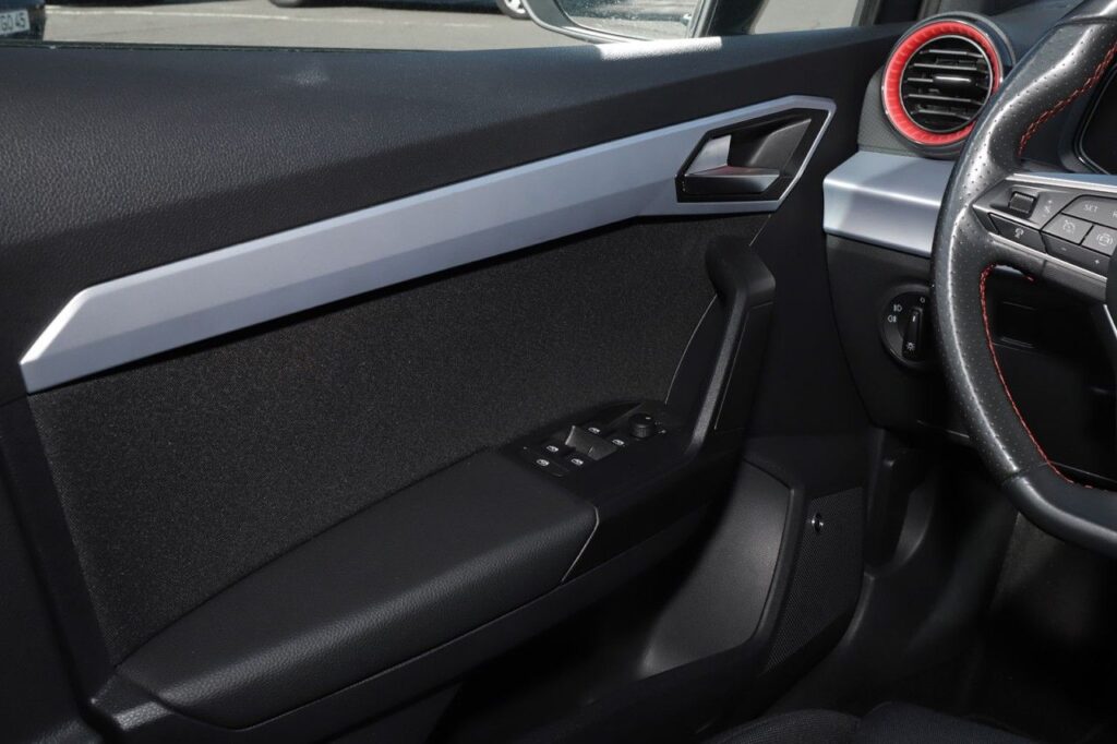 Seat Arona Exposé-Bild 13