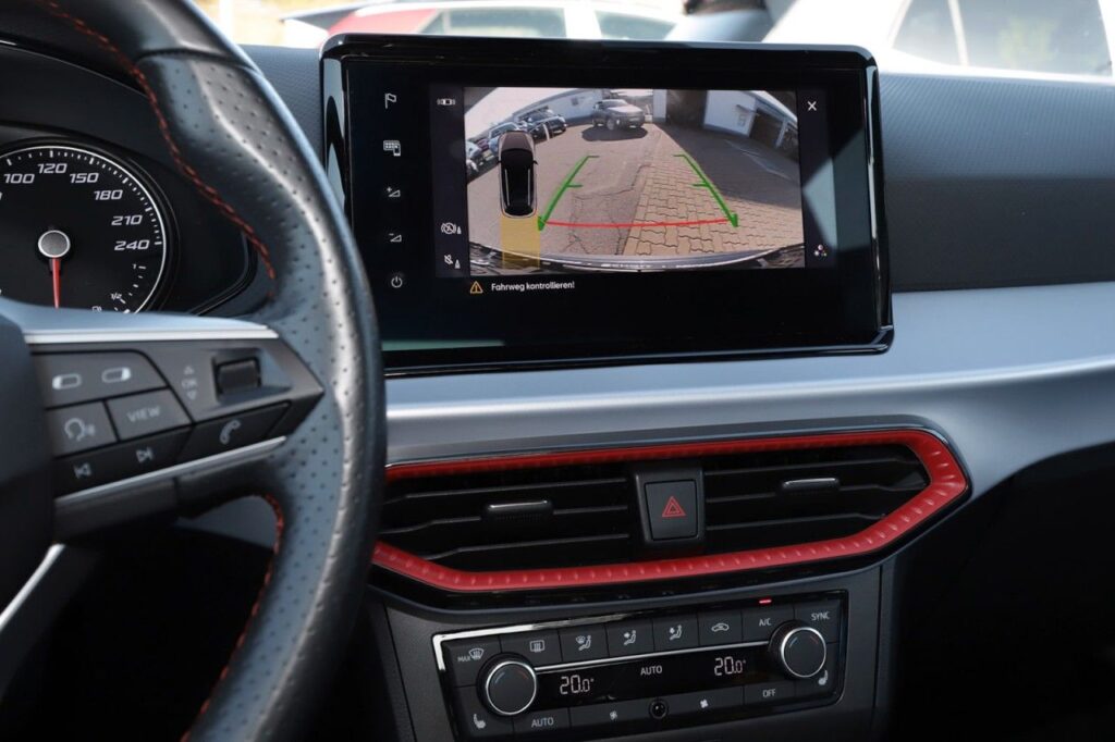 Seat Arona Exposé-Bild 15