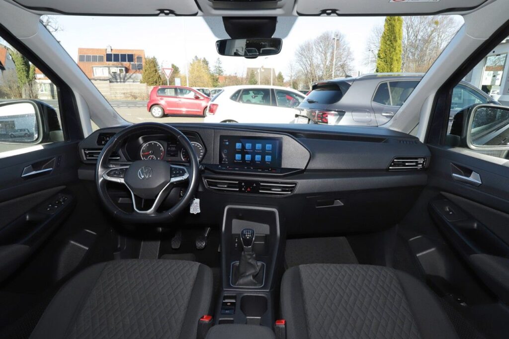 Volkswagen Caddy Maxi Exposé-Bild 10